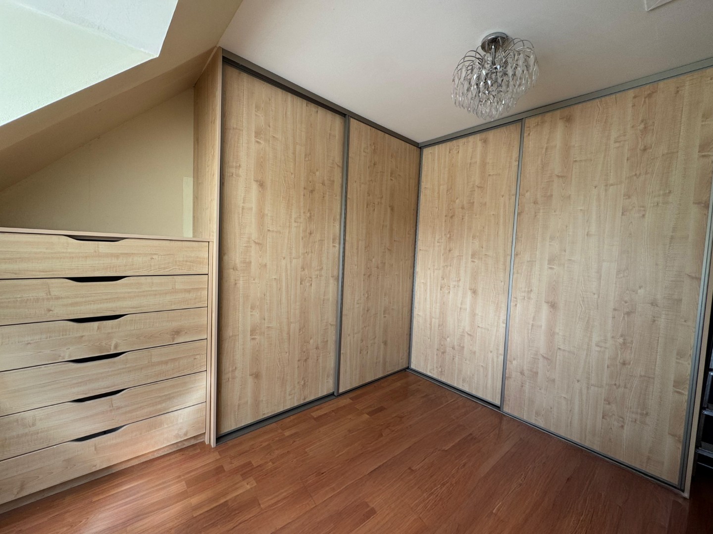 Bespoke Sliding Doors Wardrobe Aberdeen -DC Sliding Wardrobes